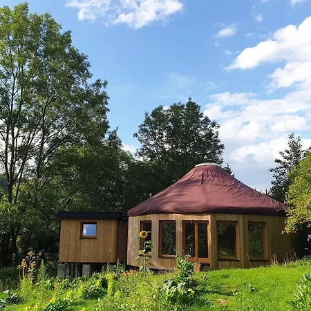 Grande Yourte Pour 4 Personnes A