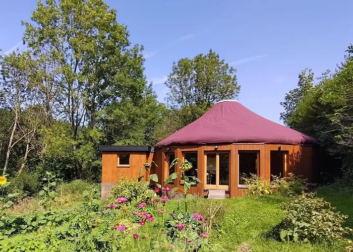 Chalet Grande Yourte Pour 4 Personnes A Aywaille