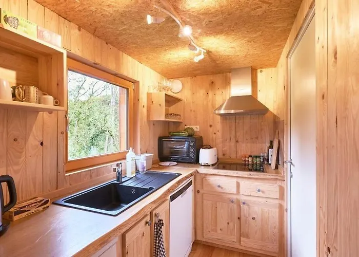 Grande Yourte Pour 4 Personnes A