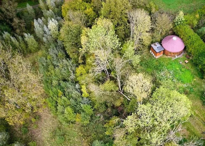 Grande Yourte Pour 4 Personnes A