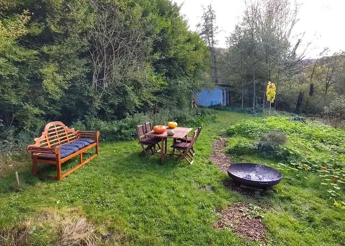 Chalet Grande Yourte Pour 4 Personnes A *